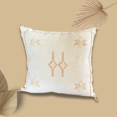 Sabra silk wit kussen met beige berbermotief- Casa with a Soul