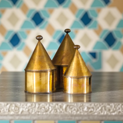 Handgehamerd-punt-deksel-potje-messing-casa-with-a-soul