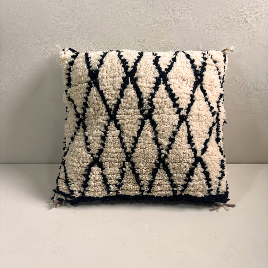 Marokkaans Zwart- Wit Berber Kussen - 50x55 cm