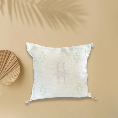 Wit met pastel kleur berbermotief 45x45cm, Handgemaakt Marokko - Casa with a Soul