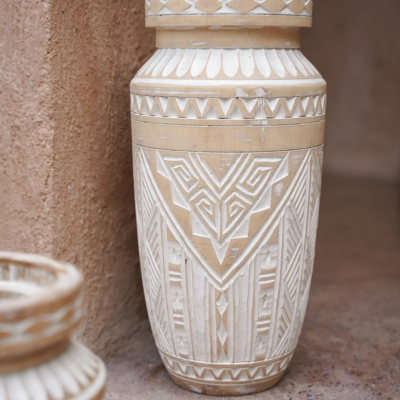 Houtgesneden Sumba Vaas XL, handgemaakt door ambachtslieden in Bali - Casa with a Soul.