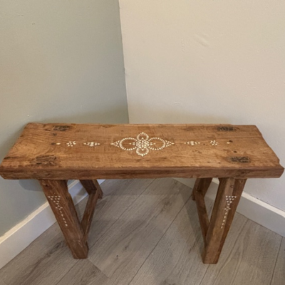 Teak houten bankje van 67cm met schelpeninleg, handgemaakt in Bali - Casa with a Soul.