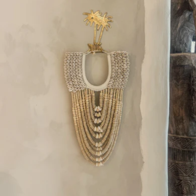 Wanddecoratie ketting met kralen en schelpen, 50 cm lengte, handgemaakt op Bali - Casa with a soul