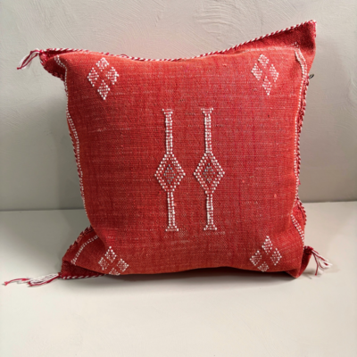 Rood Sabra Silk Kussen 45x45 cm – Handgemaakt Marrakesh