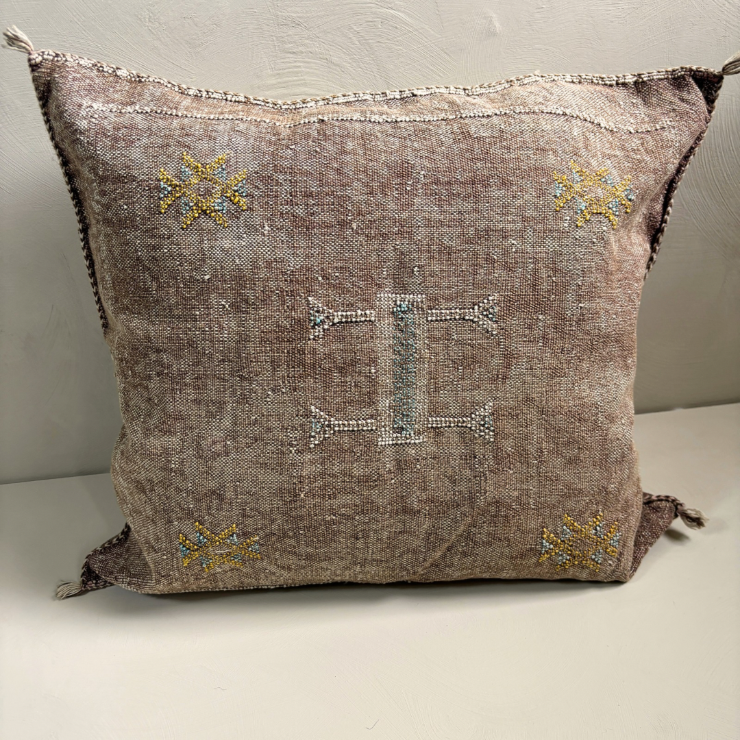 Sabra Silk Kussen Lichtbruin 50x50 cm | handgemaakt